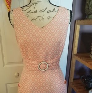 LIKE NEW - Tahari w/POCKETS